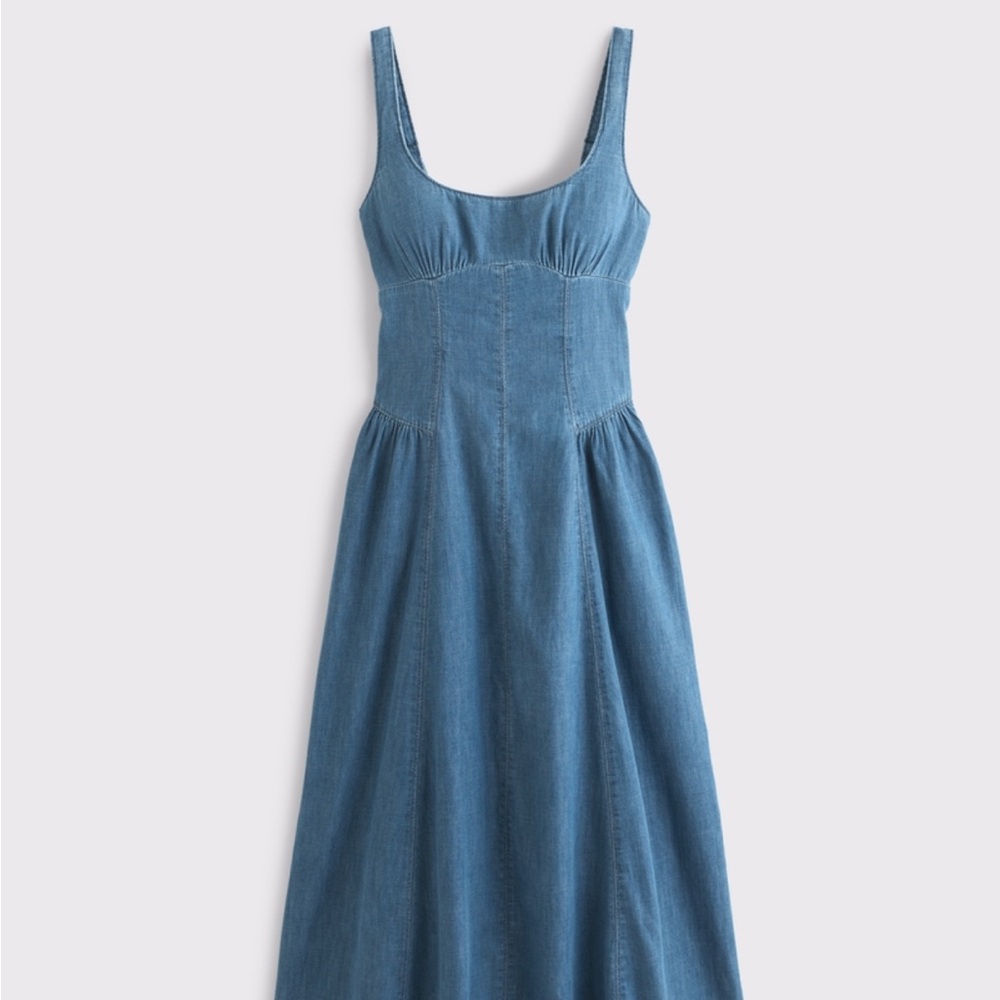 Abercrombie & Fitch A&F Bra-Free Dylan Denim Midi
Dress - Picture 4 of 4